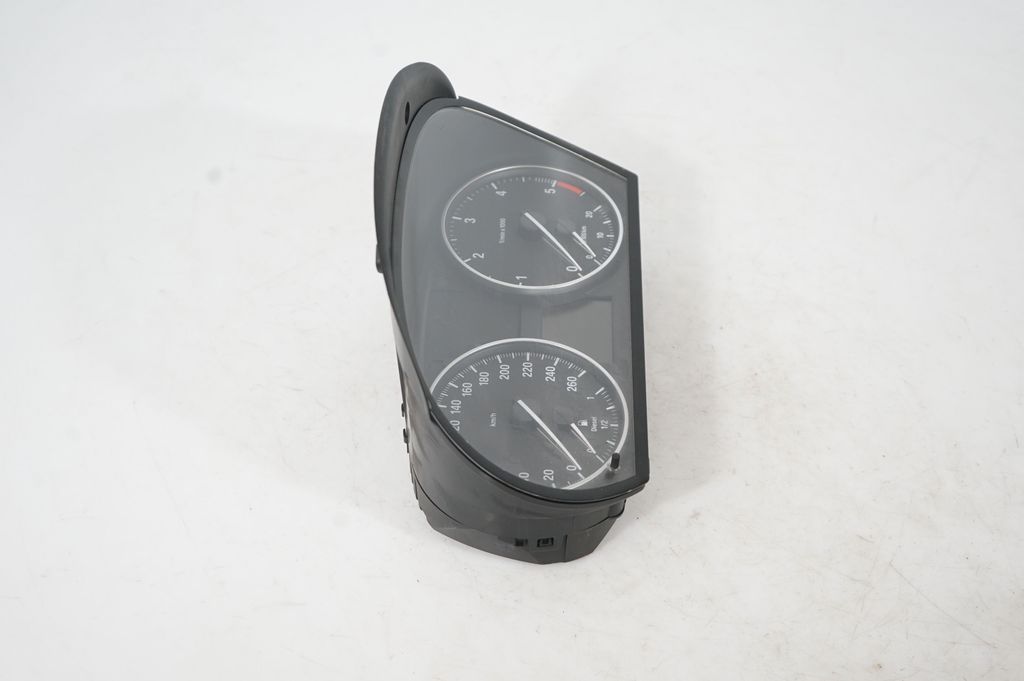 Speedometer (instrument cluster) (4)