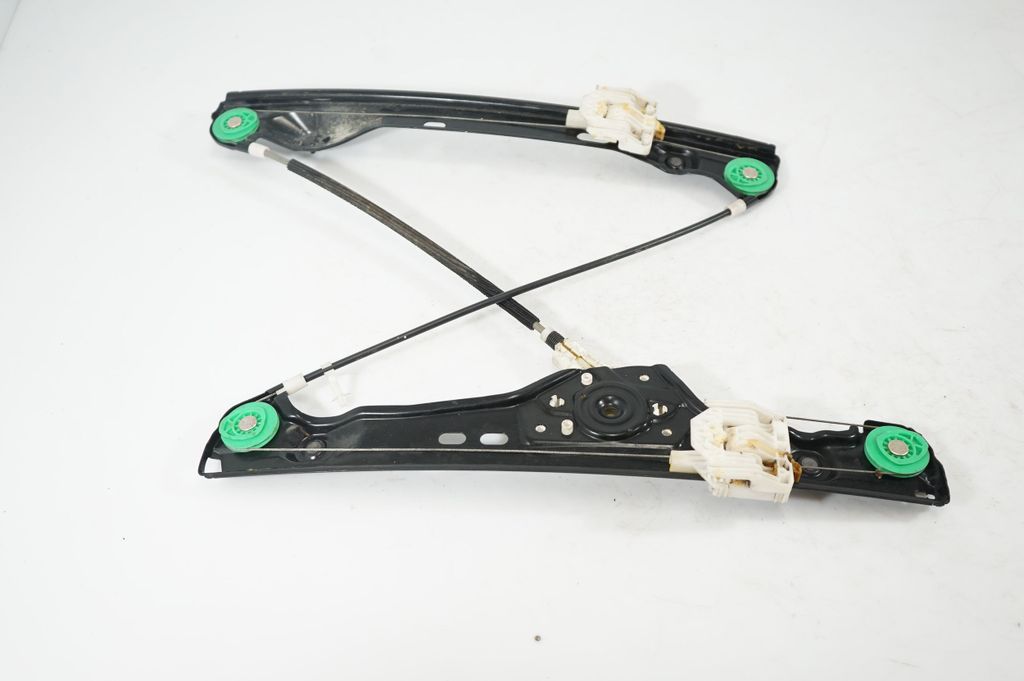 Front door window regulator with motor (5)
