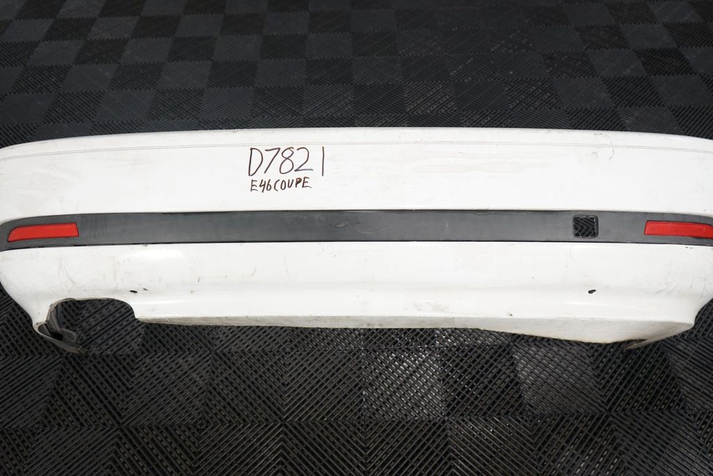 Rear bumper (5)