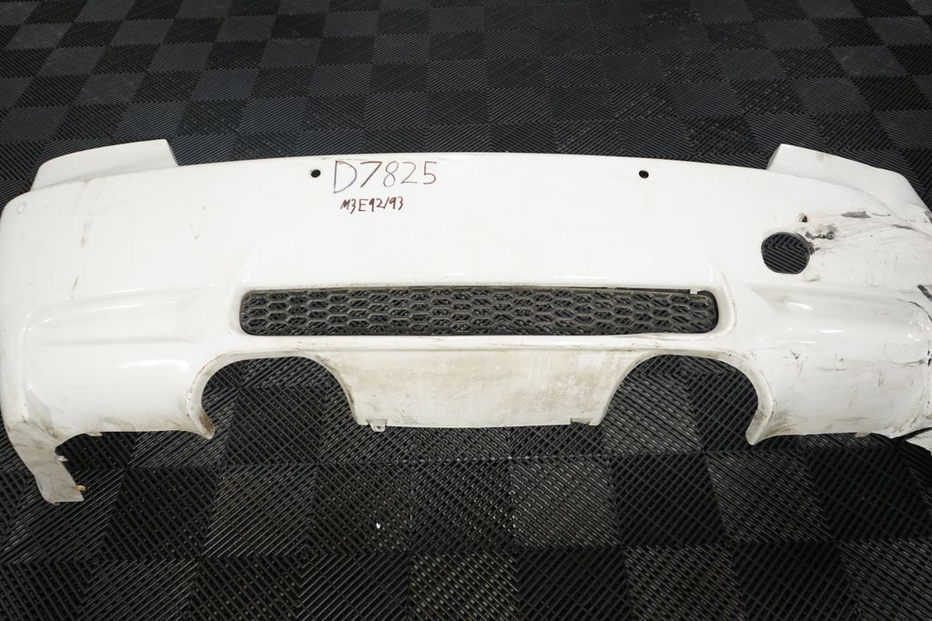 Rear bumper (5)