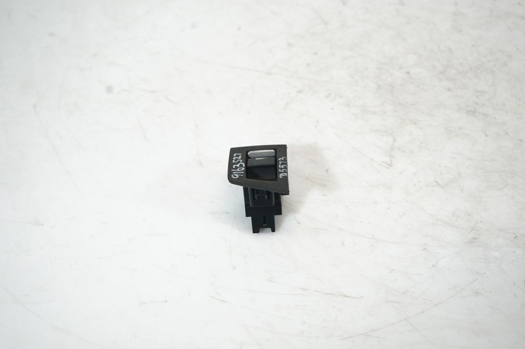 Electric window control switch (3)