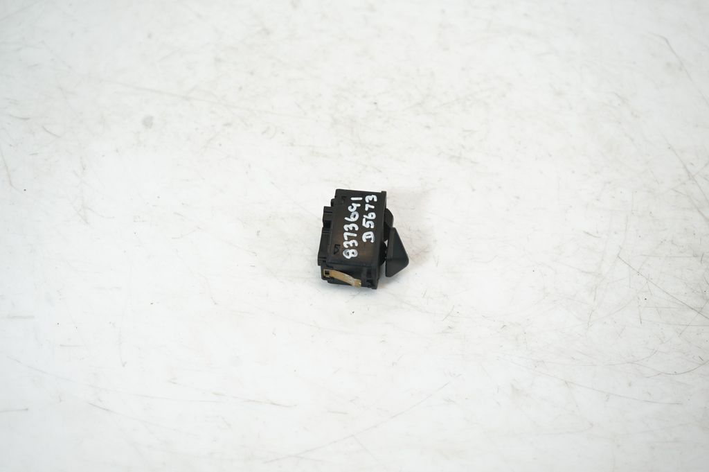 Wing mirror switch (4)