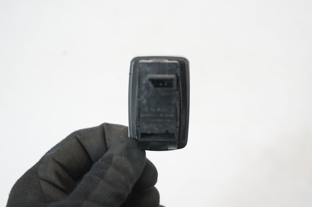 Electric window control switch (6)