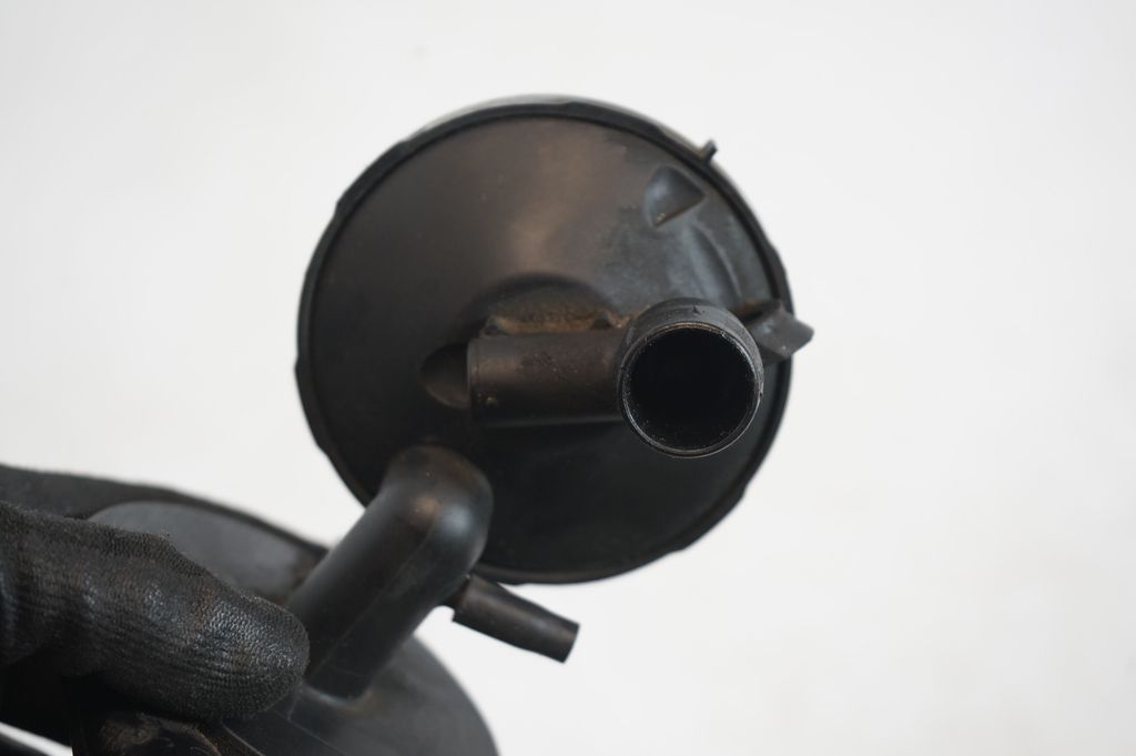 Oil breather separator (7)