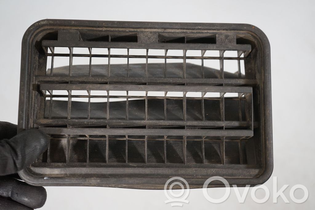 Quarter panel pressure vent (6)