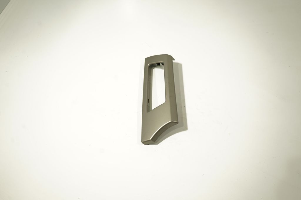 Dashboard glove box trim (2)