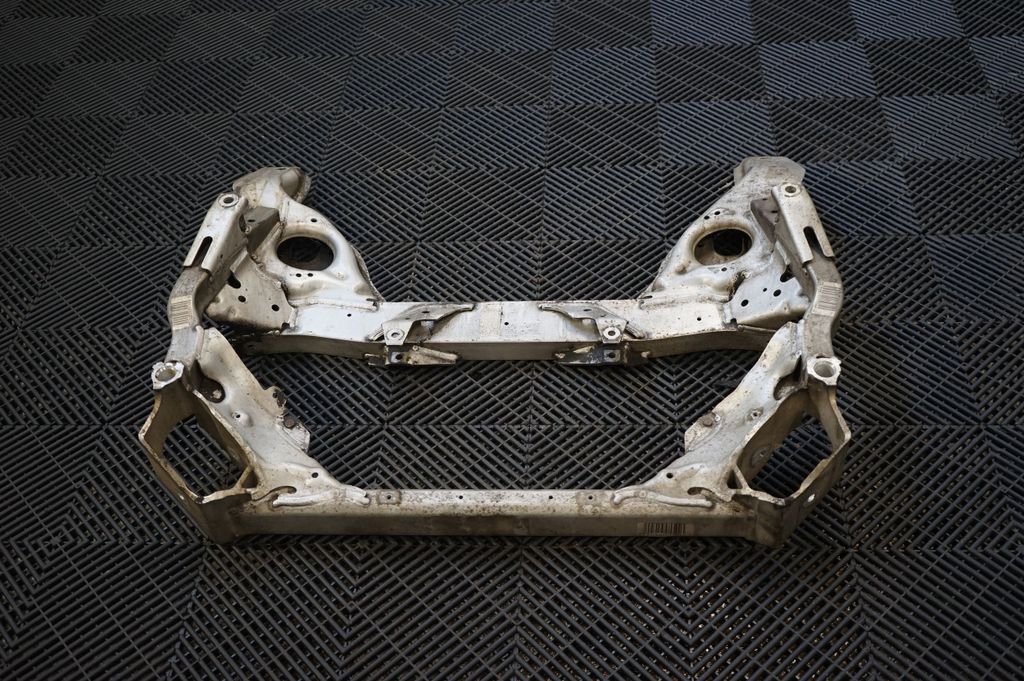 Front subframe (3)