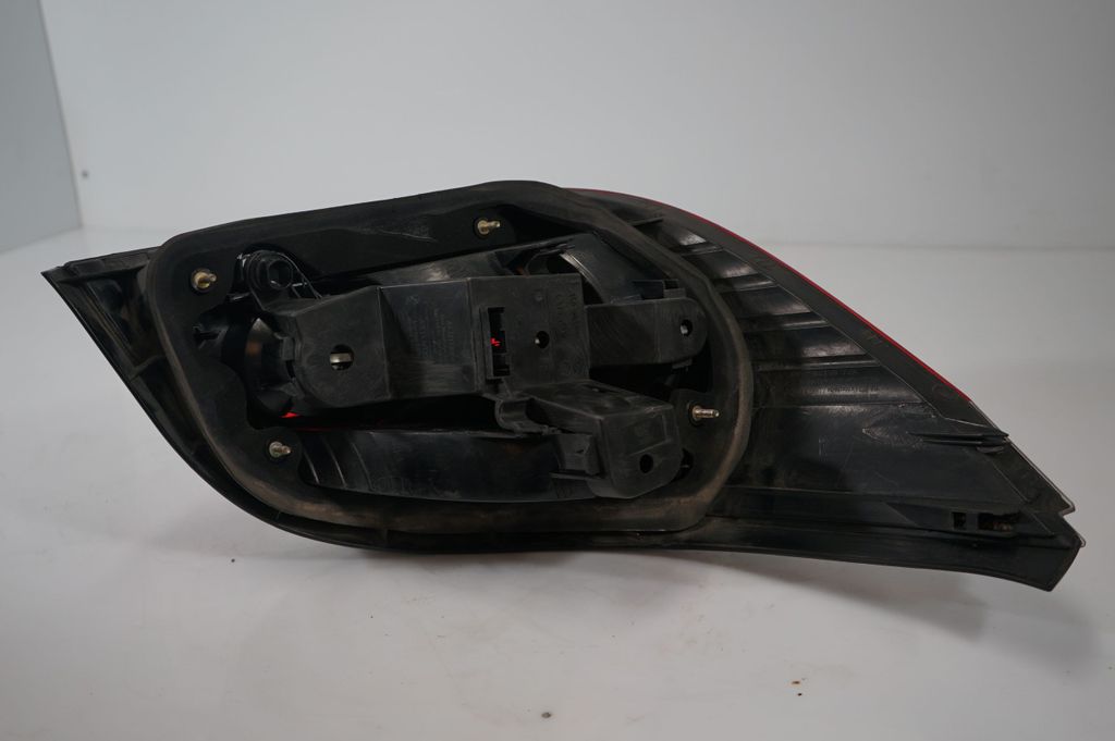 Rear/tail lights (7)