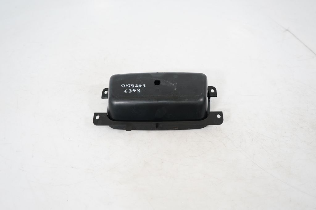 Glove box central console (5)