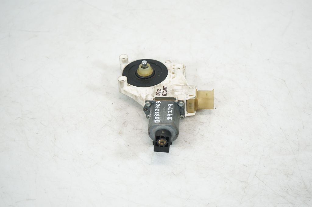 Front door window regulator with motor (4)