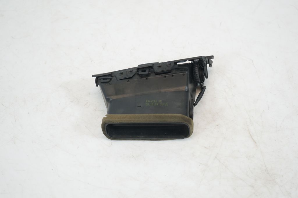 Dashboard side air vent grill/cover trim (3)