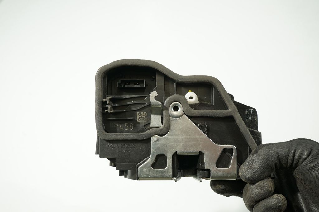 Front door lock (7)