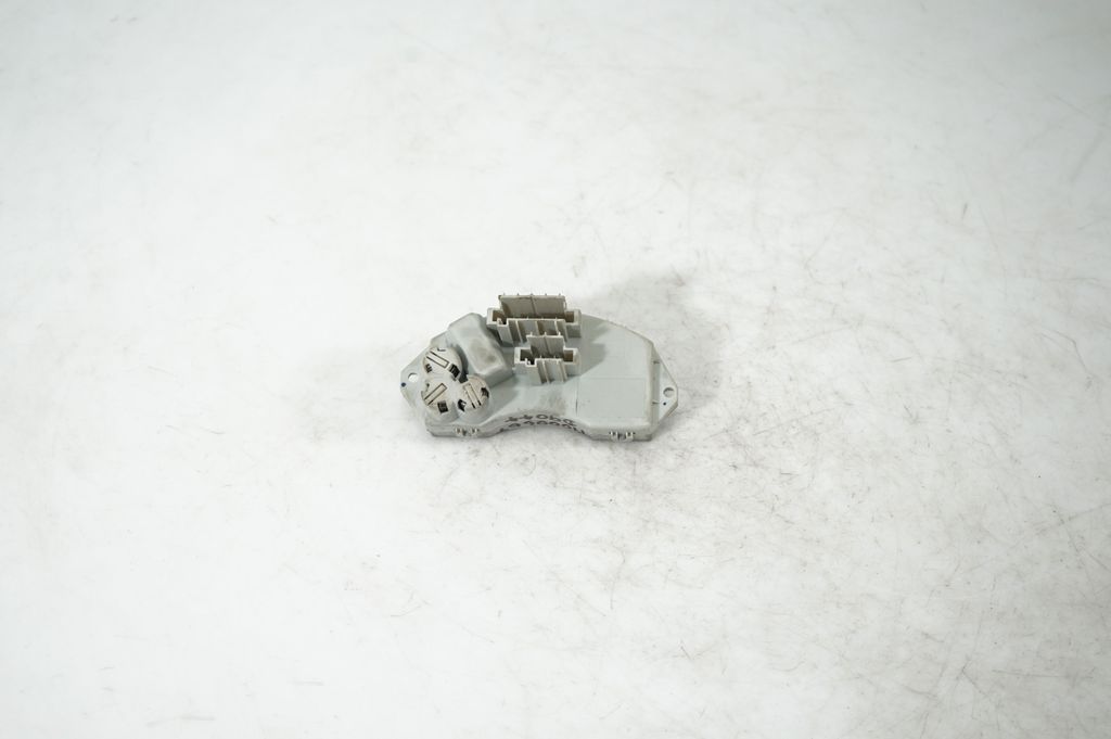 Heater blower motor/fan resistor (5)