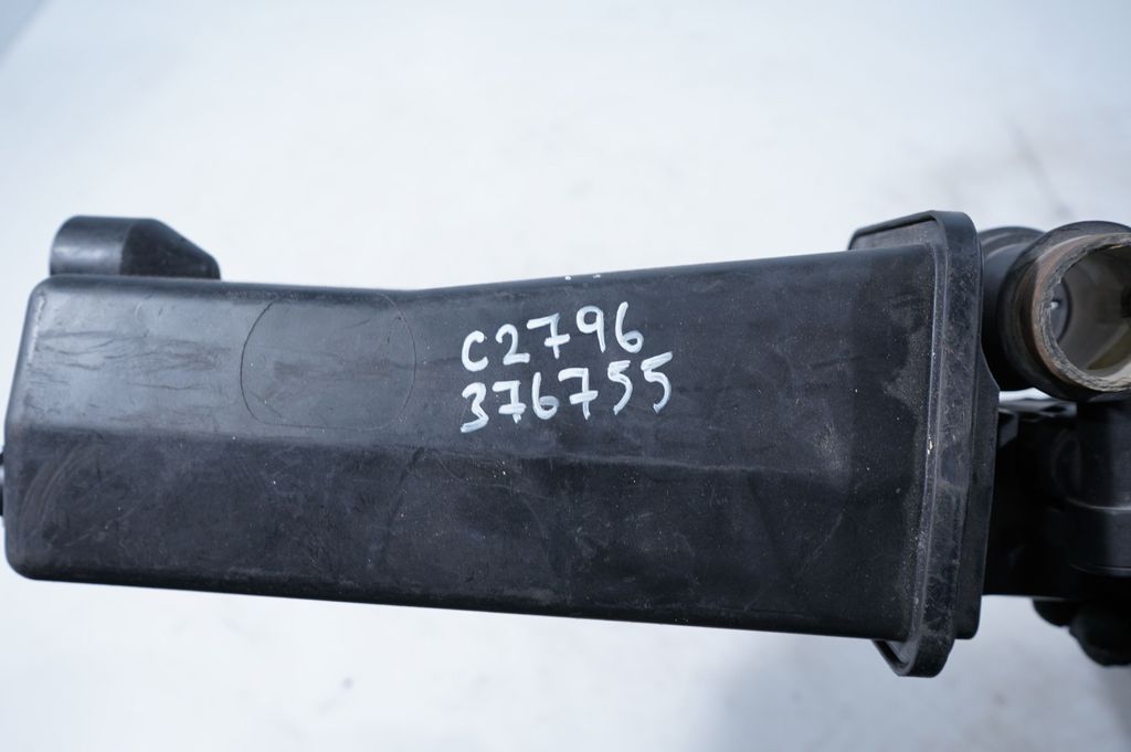 Tailgate/trunk/boot lock/catch/latch (8)