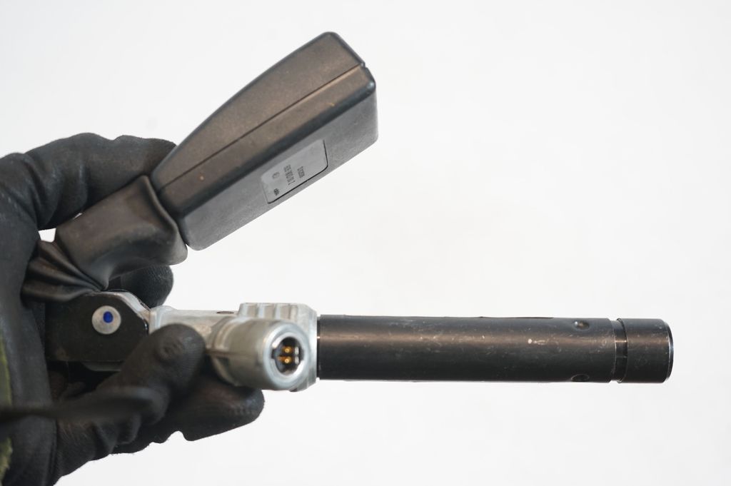 Rear seatbelt buckle (7)