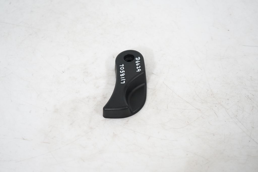 Engine bonnet (hood) release handle (2)