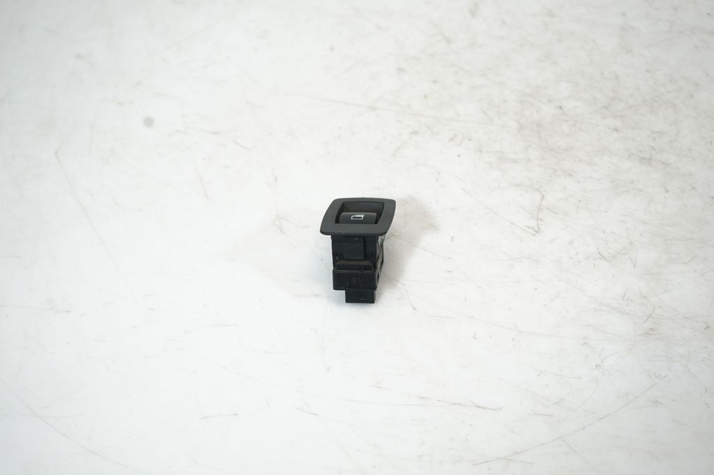 Electric window control switch (3)