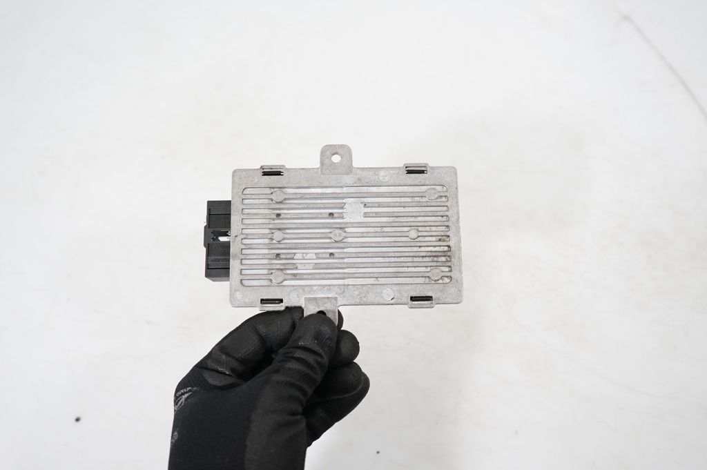 Steering rack control module (6)