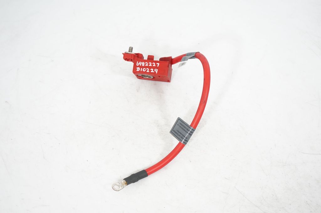 Positive cable (battery) (2)