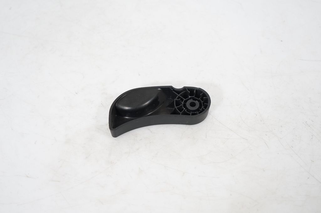 Engine bonnet (hood) release handle (5)