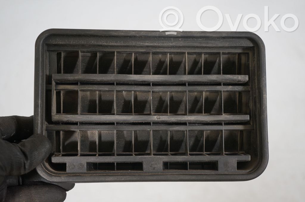 Quarter panel pressure vent (6)