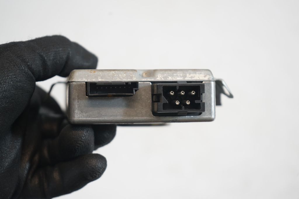 Door control unit/module (6)