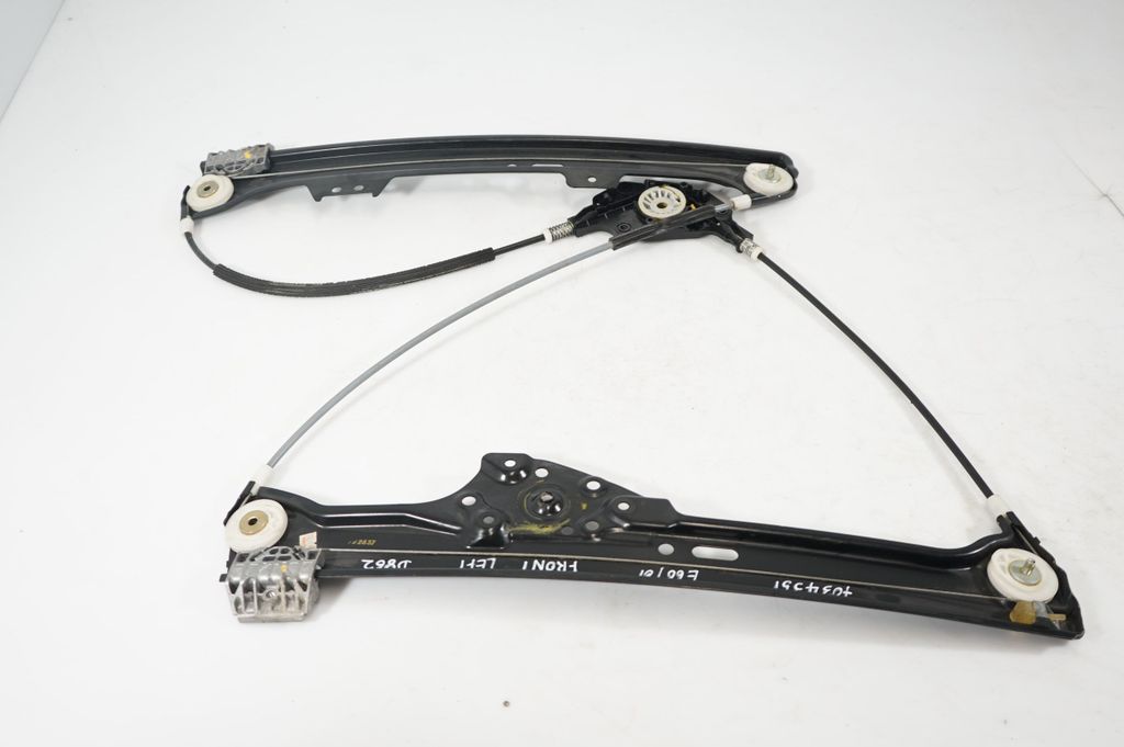 Front door window regulator with motor (3)