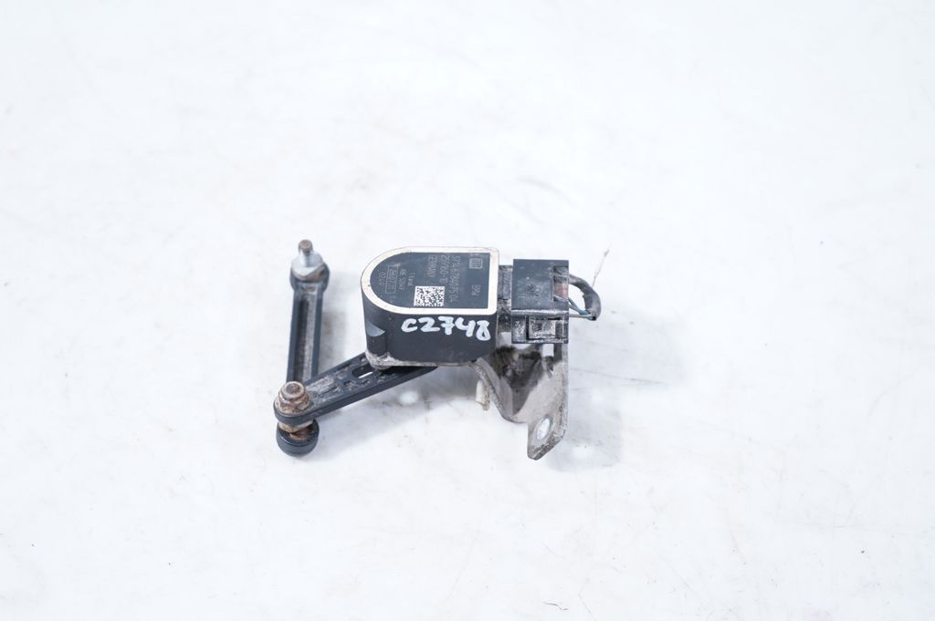 Headlight/headlamp level sensor (2)