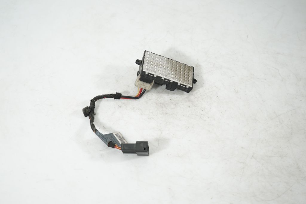Heater blower motor/fan resistor