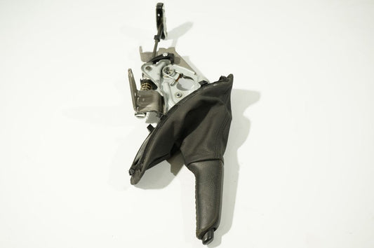 Handbrake/parking brake lever assembly