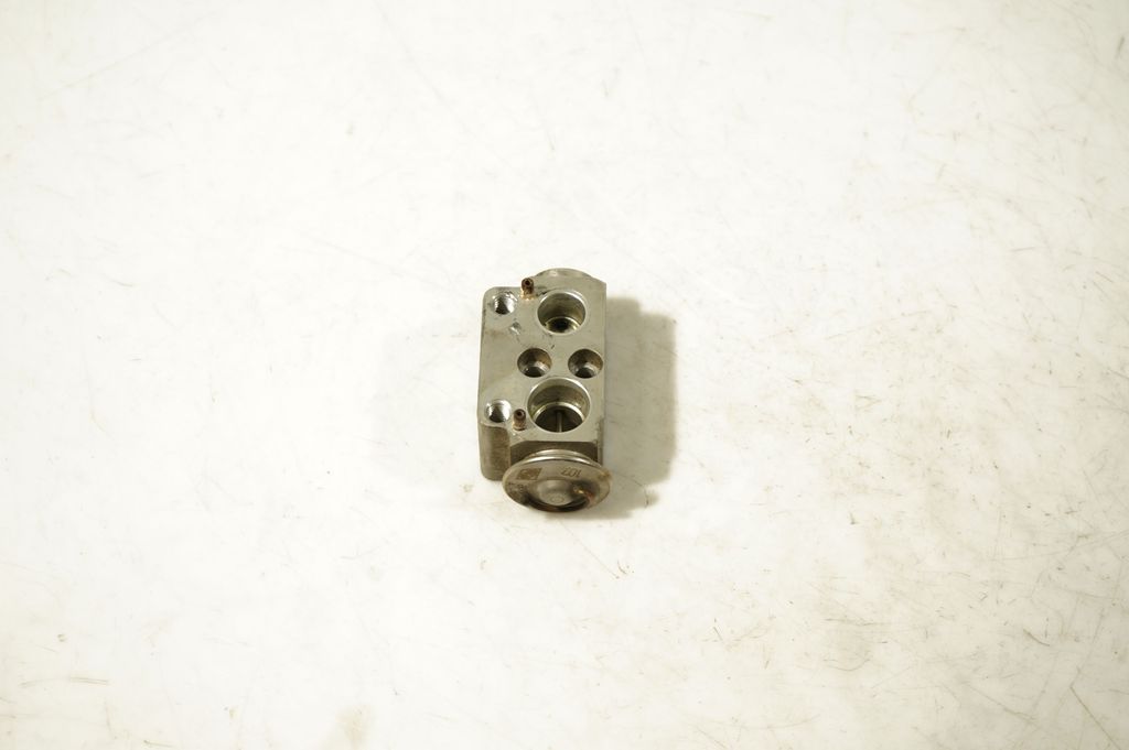 Air conditioning (A/C) expansion valve (4)