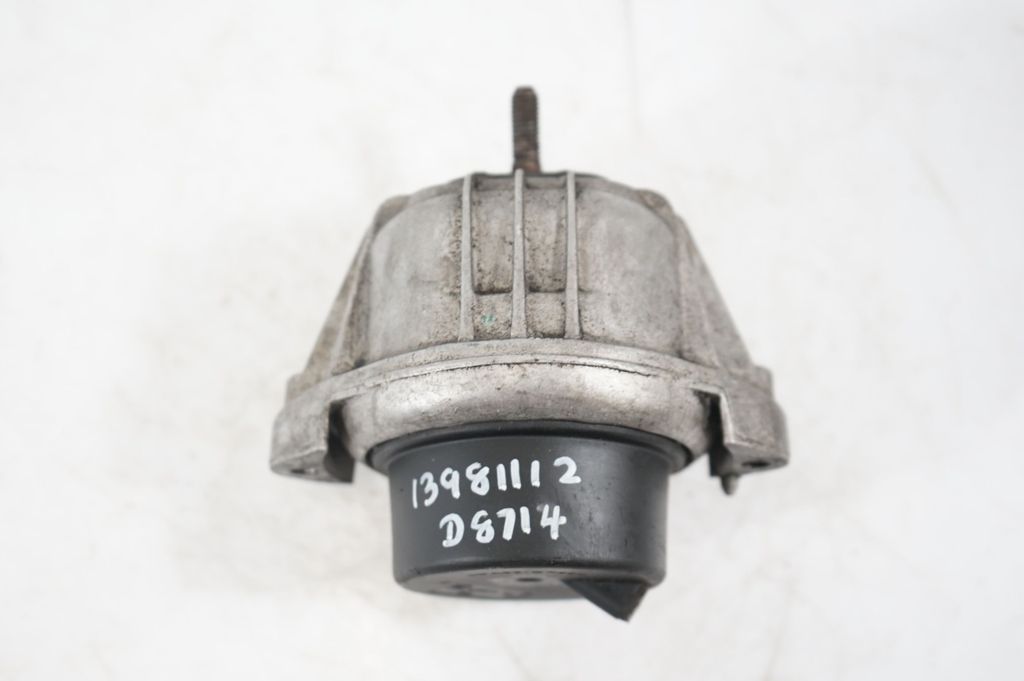 Engine mount bracket (8)