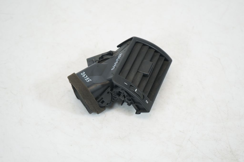 Dashboard side air vent grill/cover trim (4)