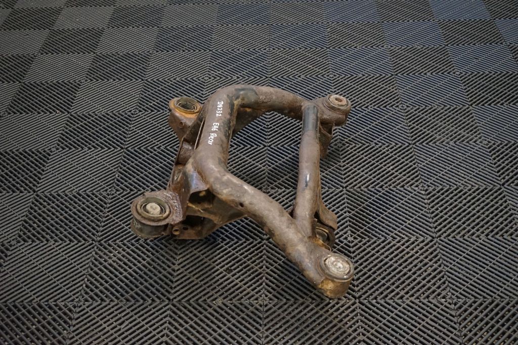 Rear axle beam with reductor (2)