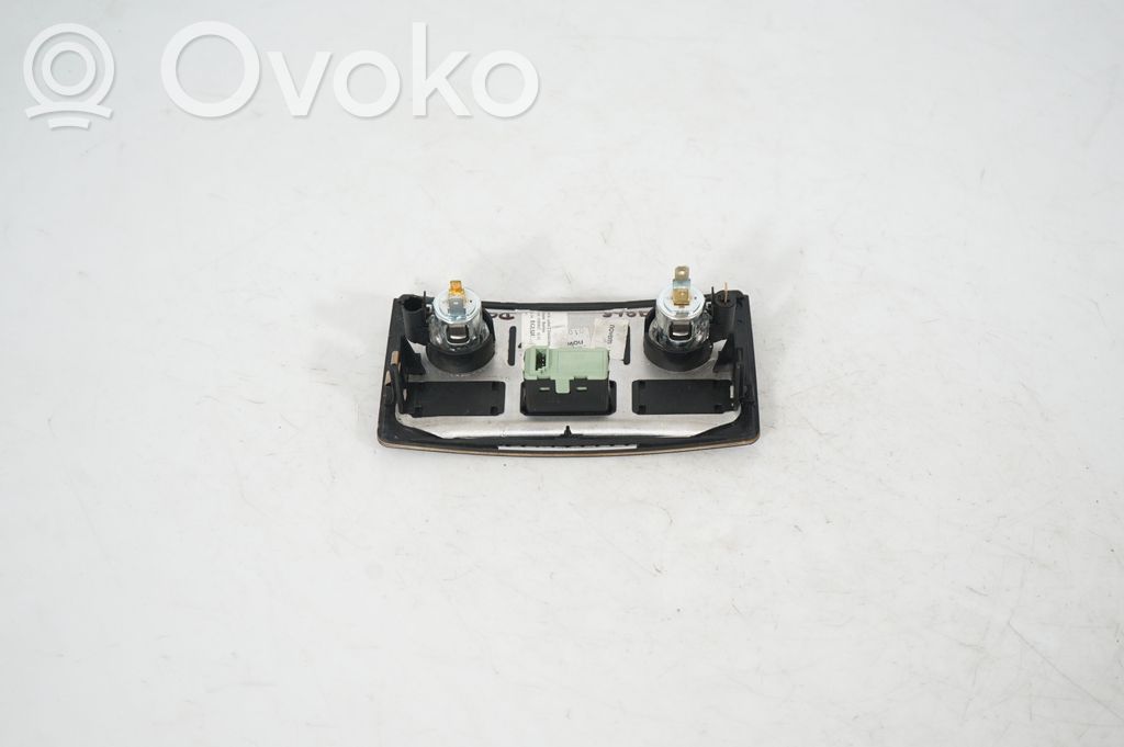 12 V Socket (rear) (5)