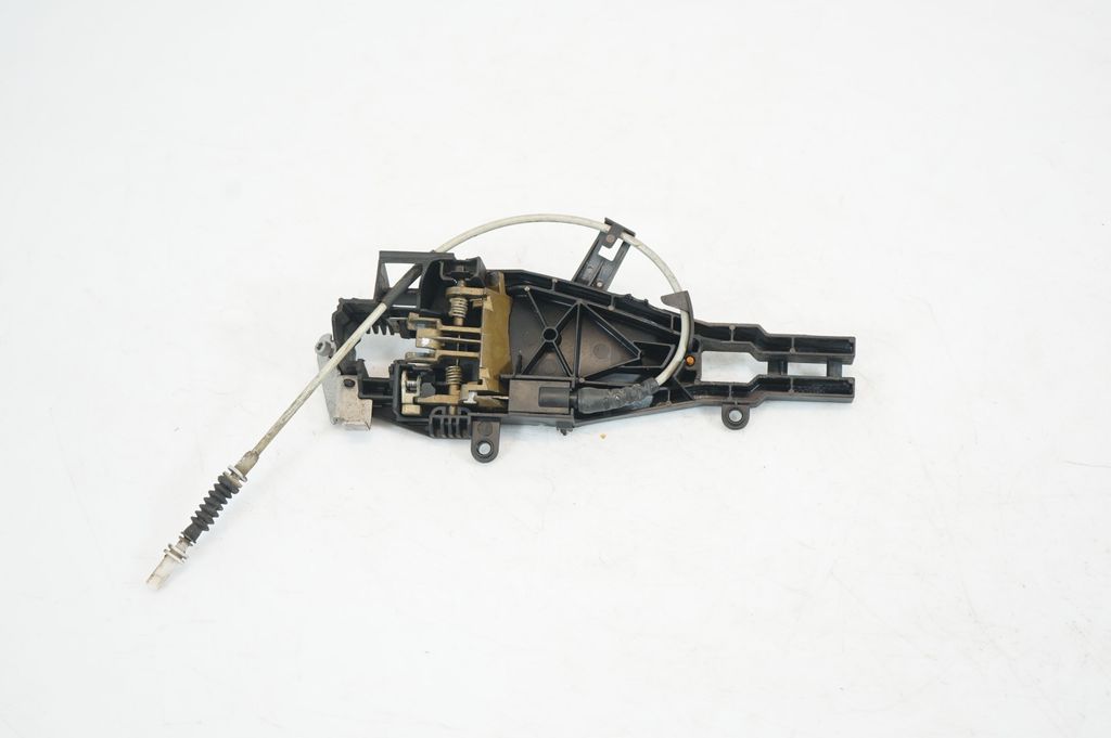 Front door exterior handle/bracket (5)