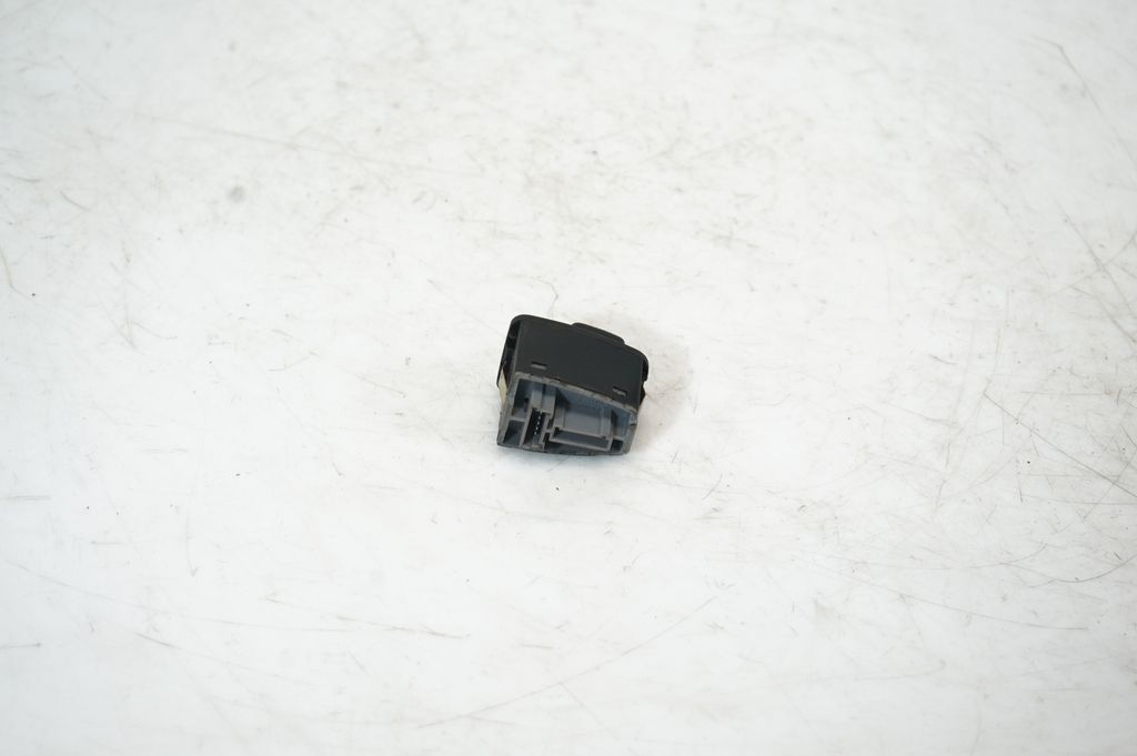 Wing mirror switch (5)