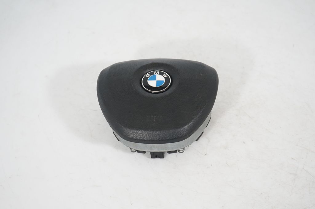 Front shock absorber with coil spring