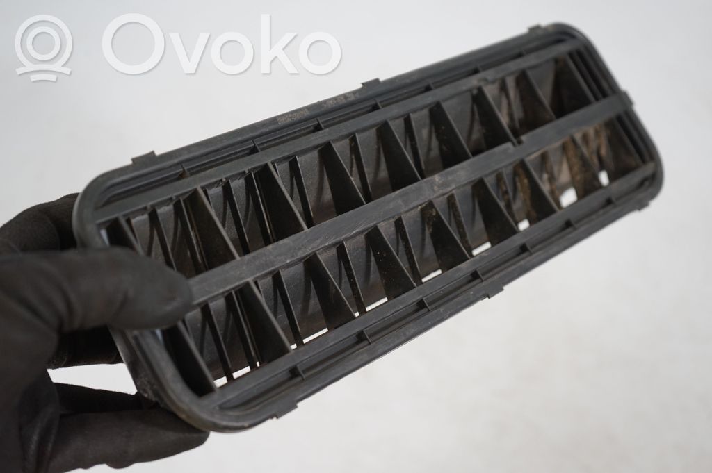 Quarter panel pressure vent (6)