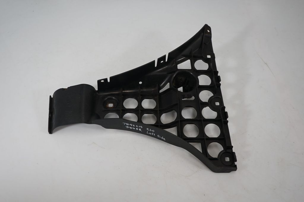 Rear bumper mounting bracket (2)