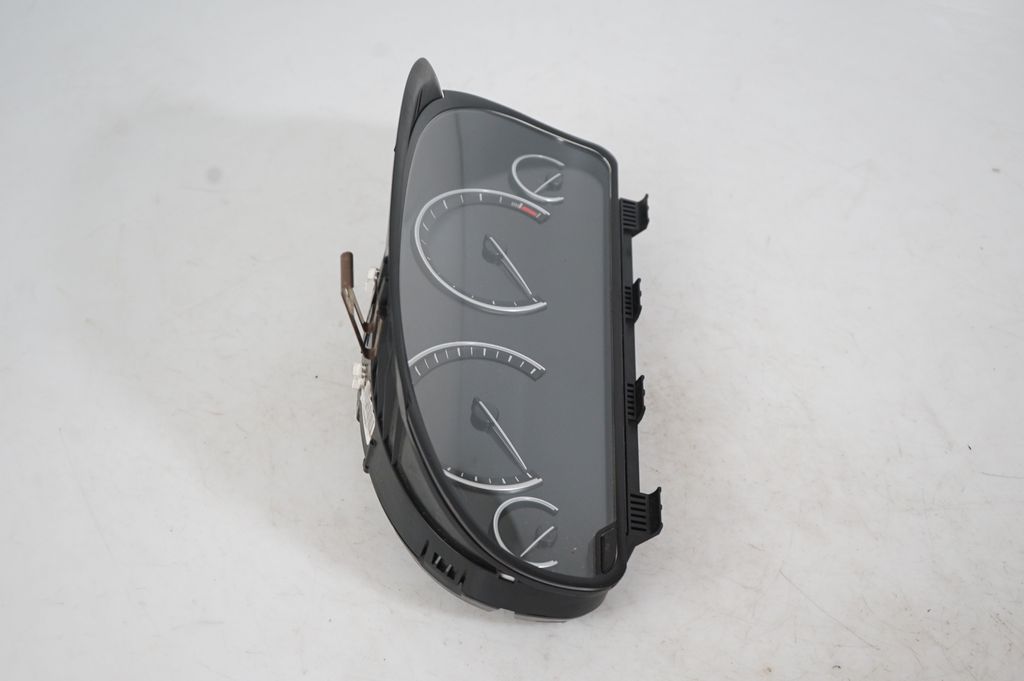 Speedometer (instrument cluster) (4)