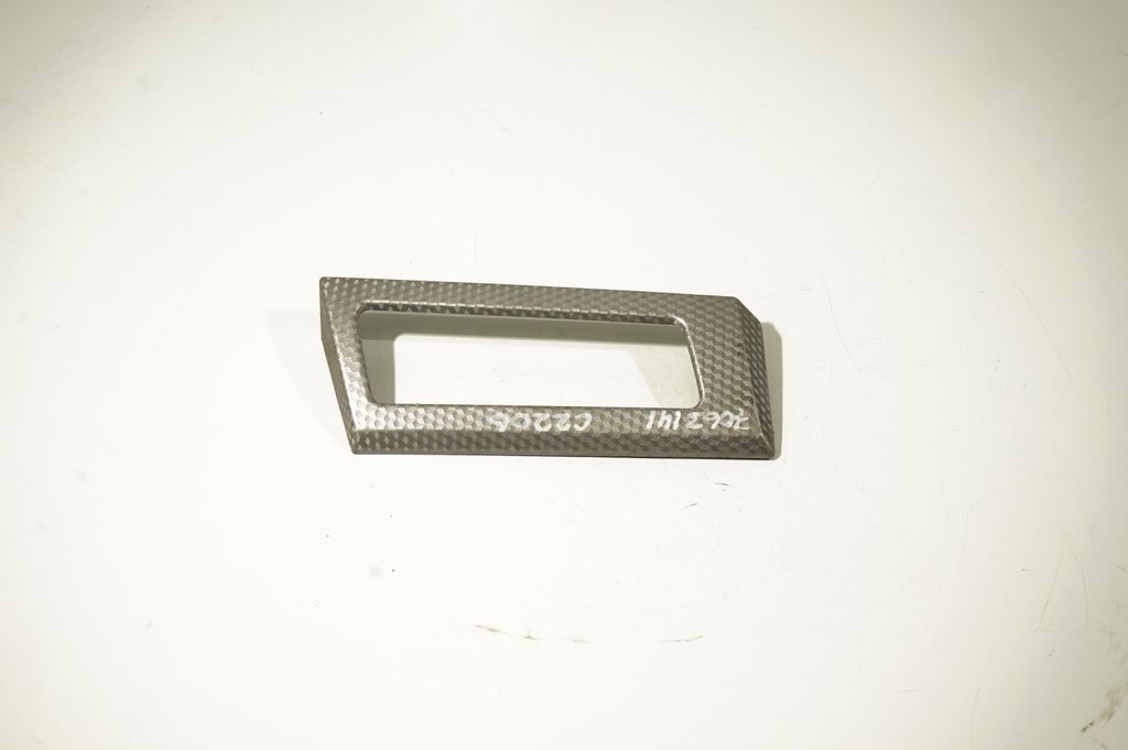 Dashboard glove box trim (11)
