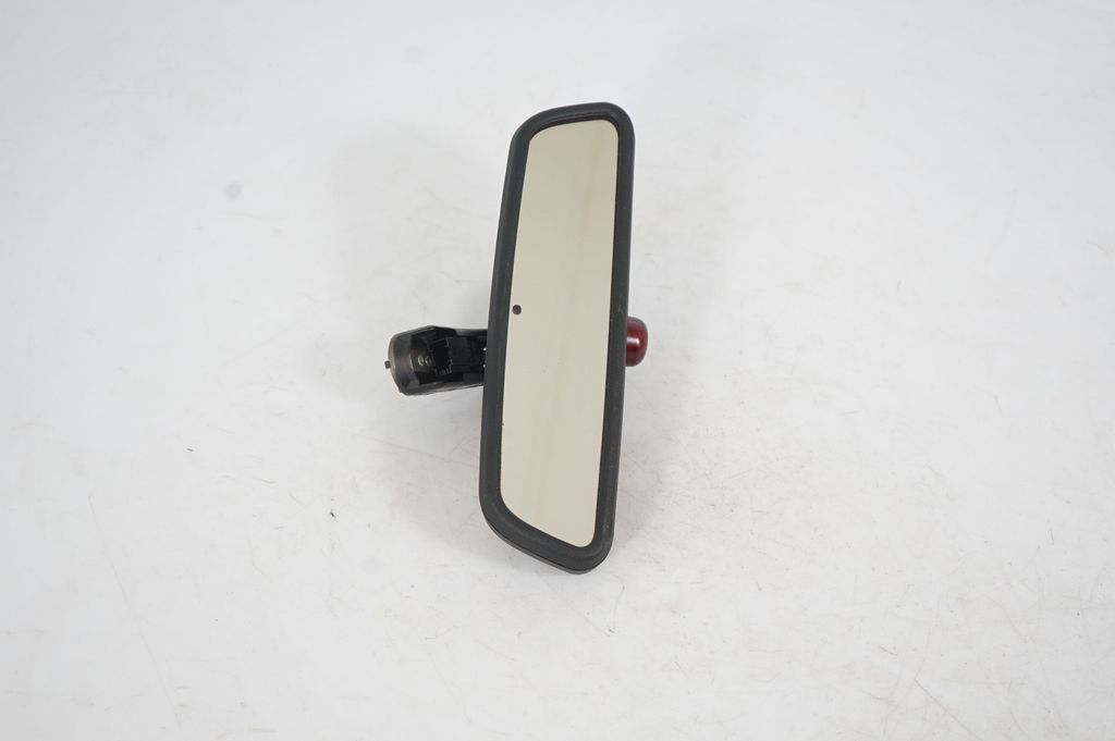 Rear view mirror (interior) (4)