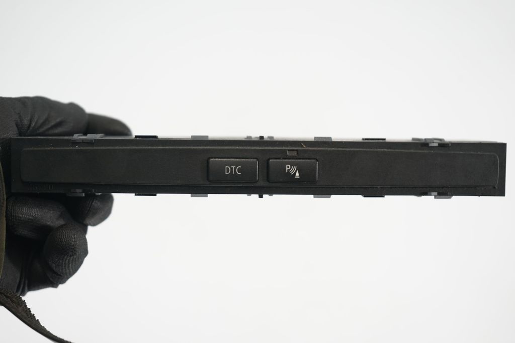 Parking (PDC) sensor switch (6)