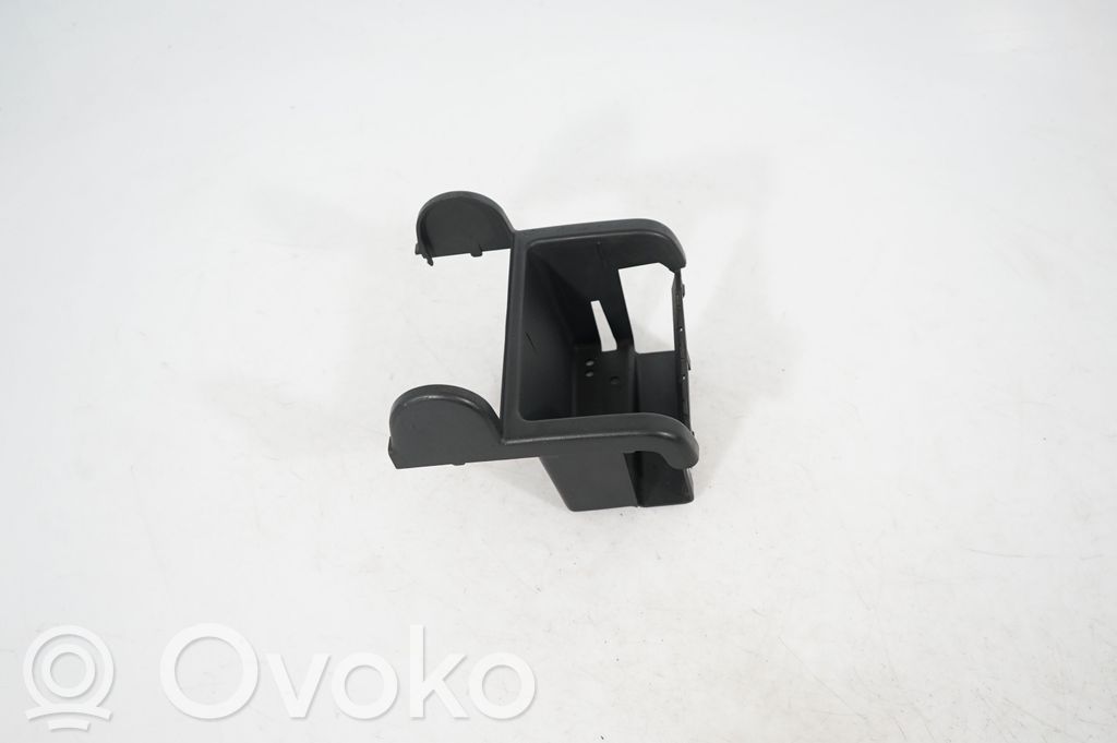 Other center console (tunnel) element (4)