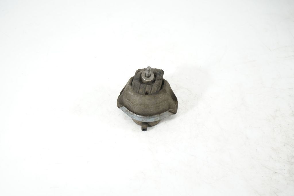 Engine mount bracket (2)