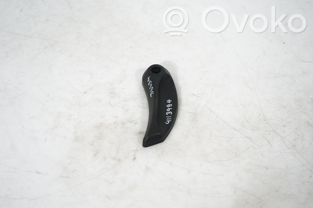 Engine bonnet (hood) release handle (4)