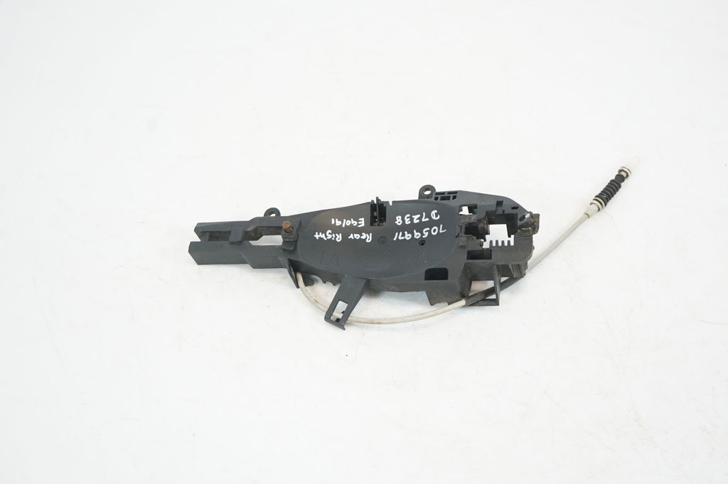 Front door exterior handle/bracket (3)