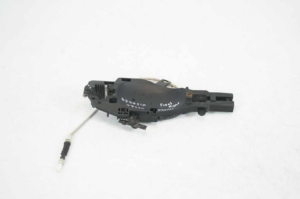 Front door exterior handle/bracket