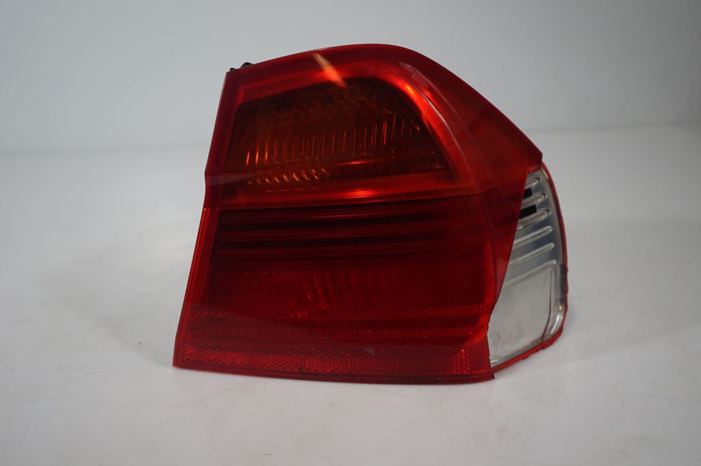 Rear/tail lights (6)